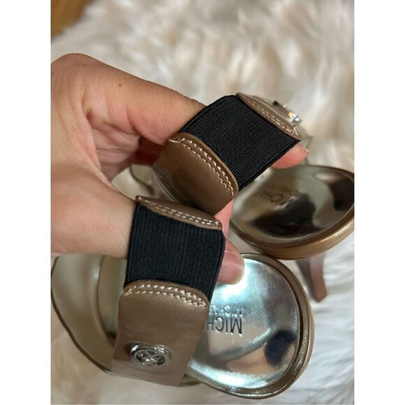 Michael Kors nude heels size 11M with stretchy back part  3.5 inch heel - Picture 4 of 7